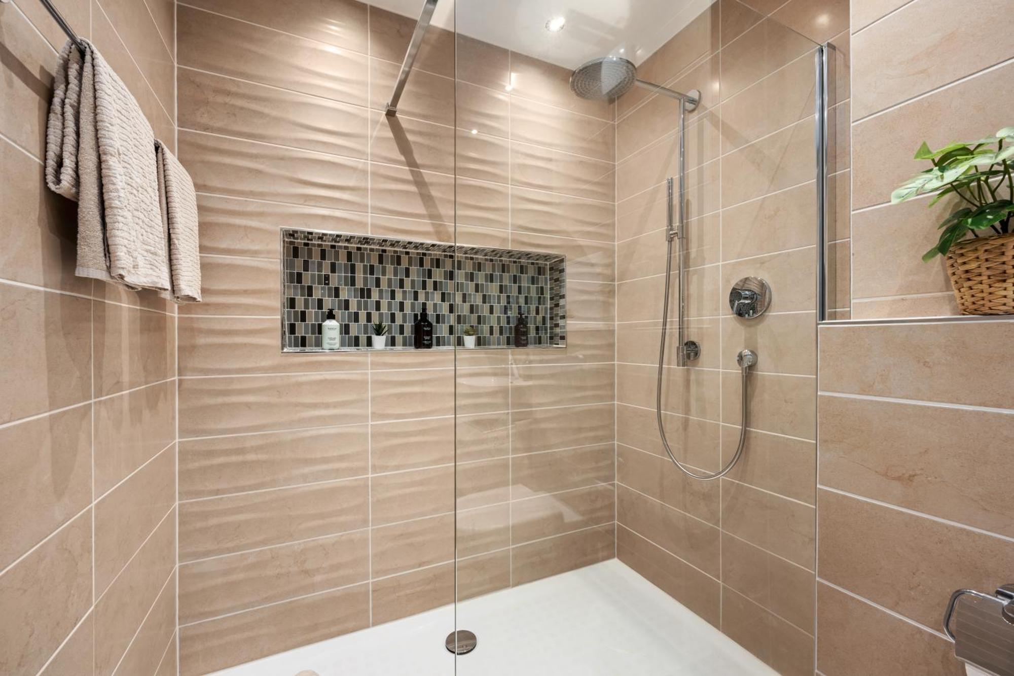 Apartment Edler Wohnraum Schwanenteich-suite Mit Balkon, Kaffeevollautomat, Lift & Parkplatz *