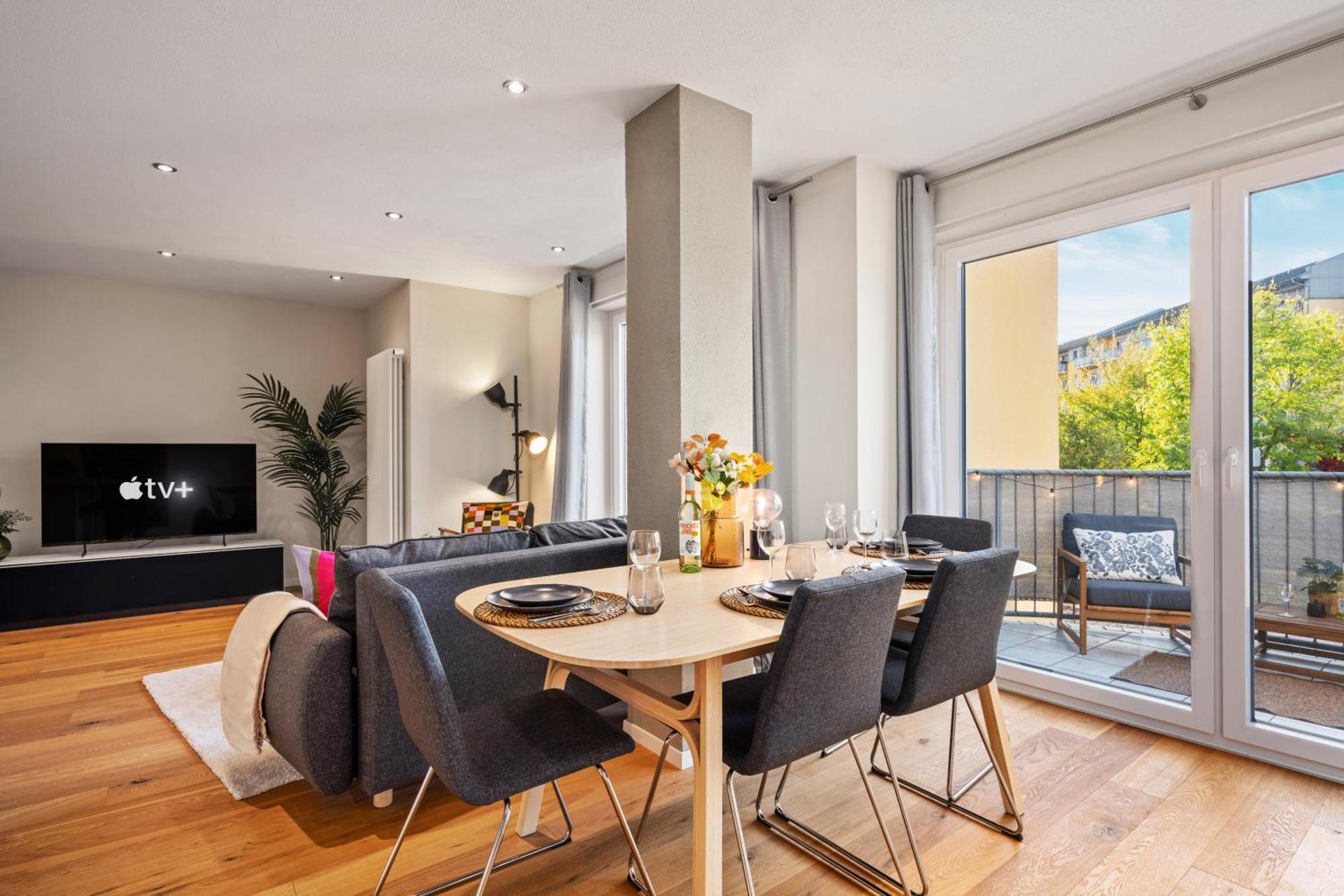 Edler Wohnraum Schwanenteich-suite Mit Balkon, Kaffeevollautomat, Lift & Parkplatz *