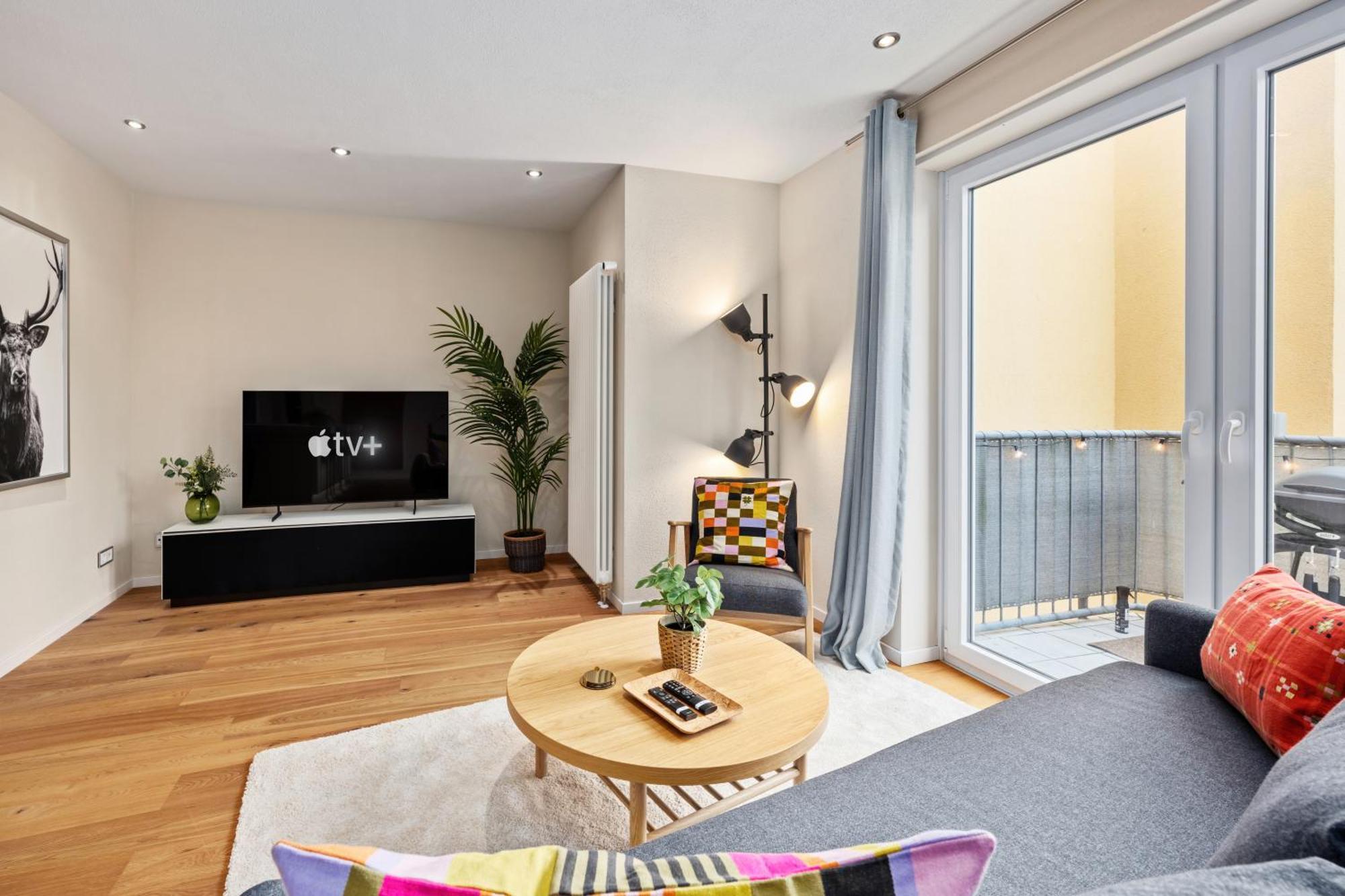 Edler Wohnraum Schwanenteich-suite Mit Balkon, Kaffeevollautomat, Lift & Parkplatz Apartment Zwickau